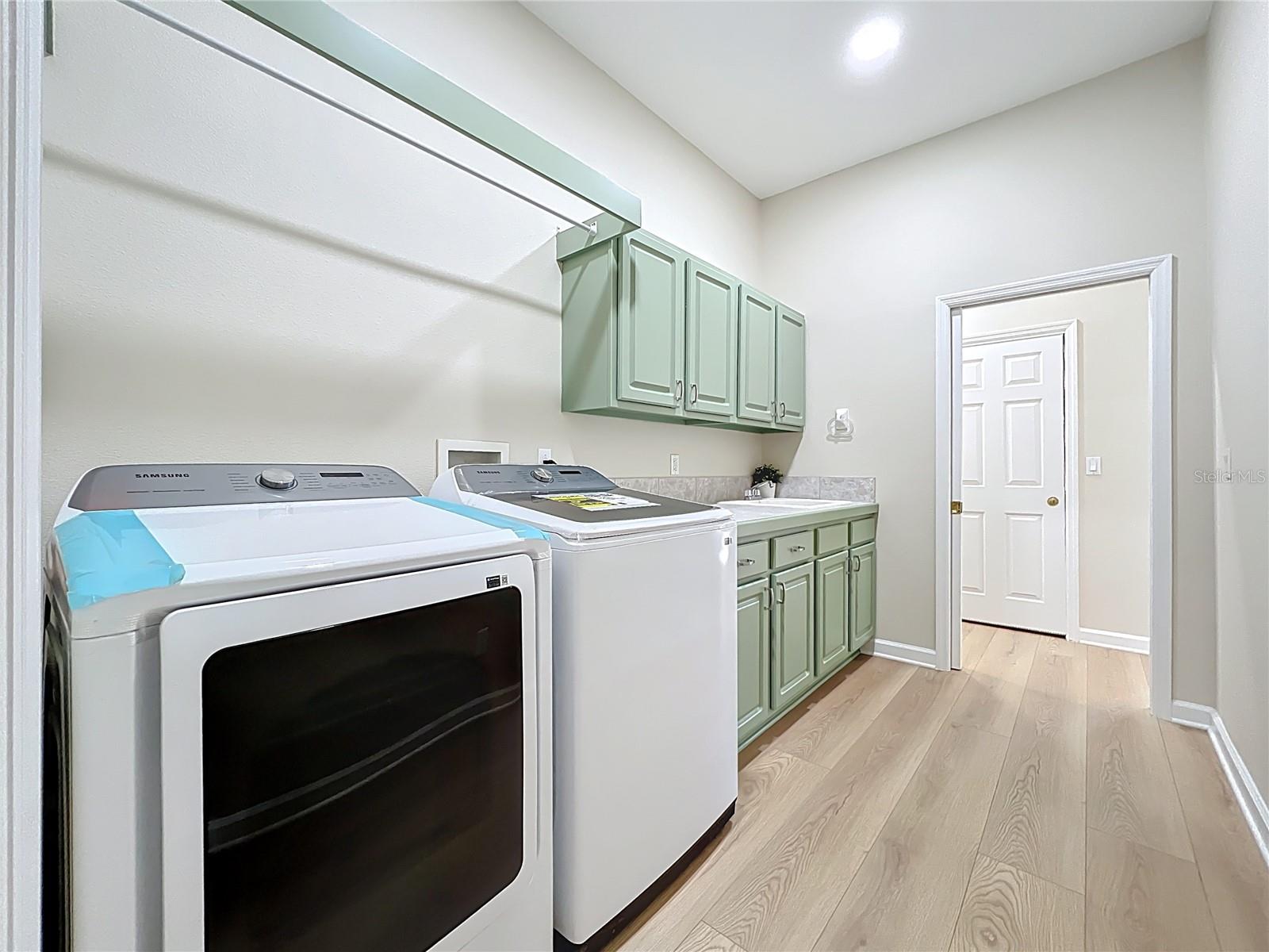 HEATHROW - Residential