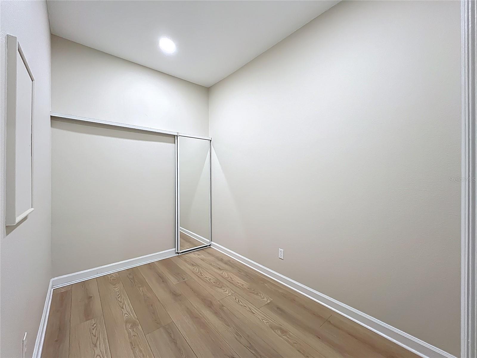 HEATHROW - Residential