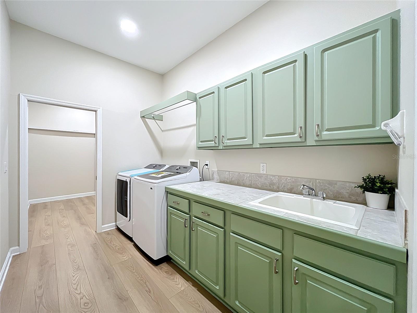 HEATHROW - Residential