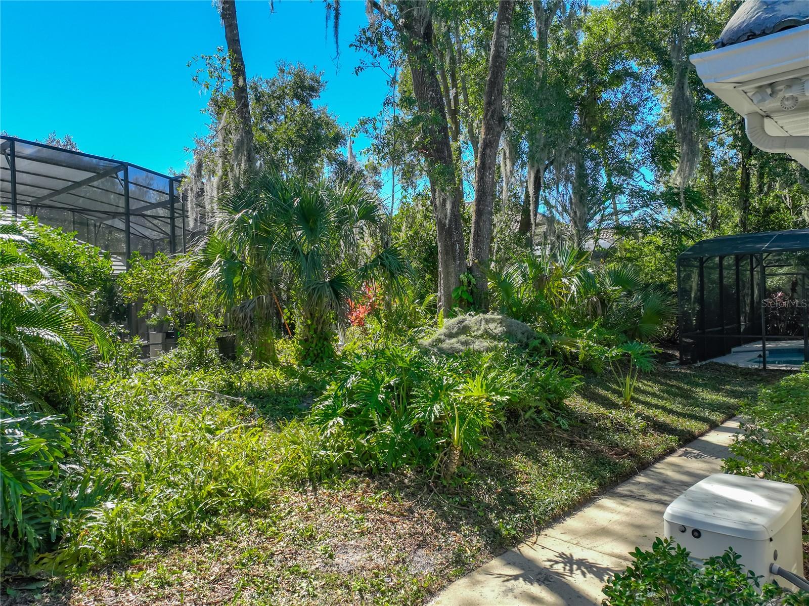 STONEBRIDGE - Residential