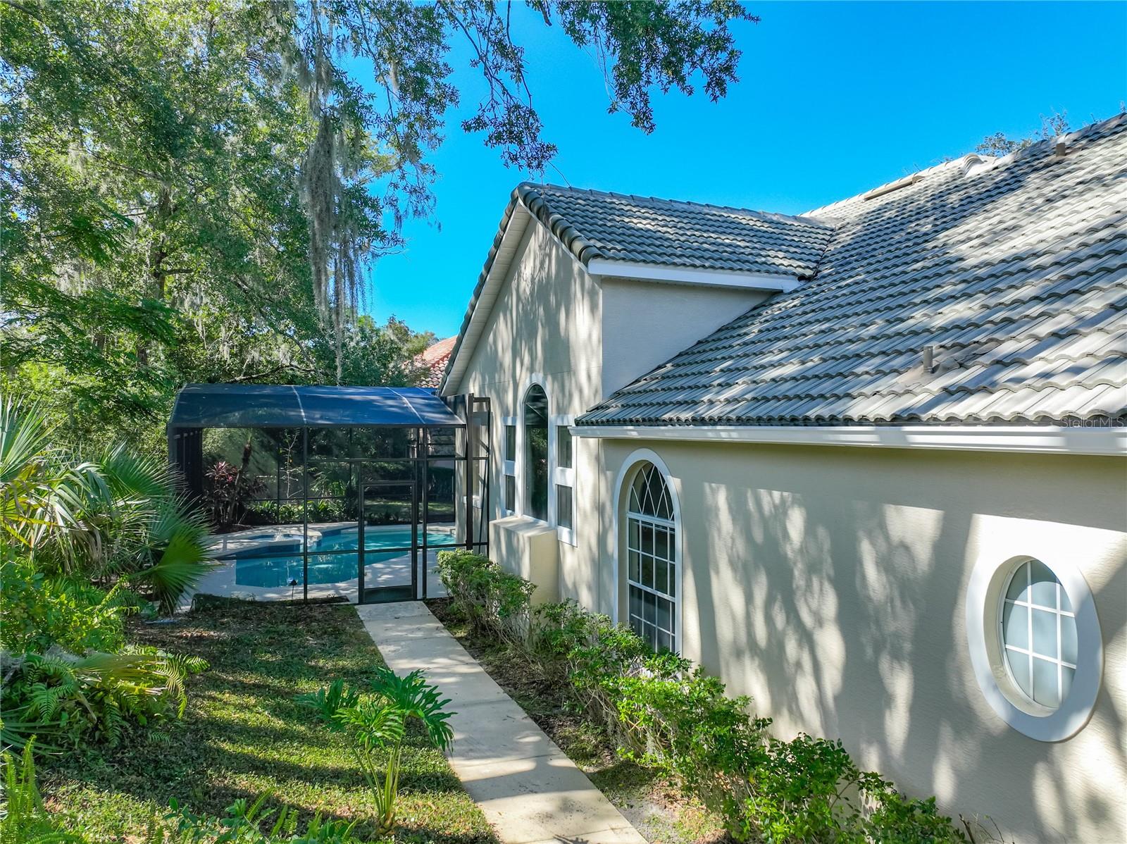 STONEBRIDGE - Residential