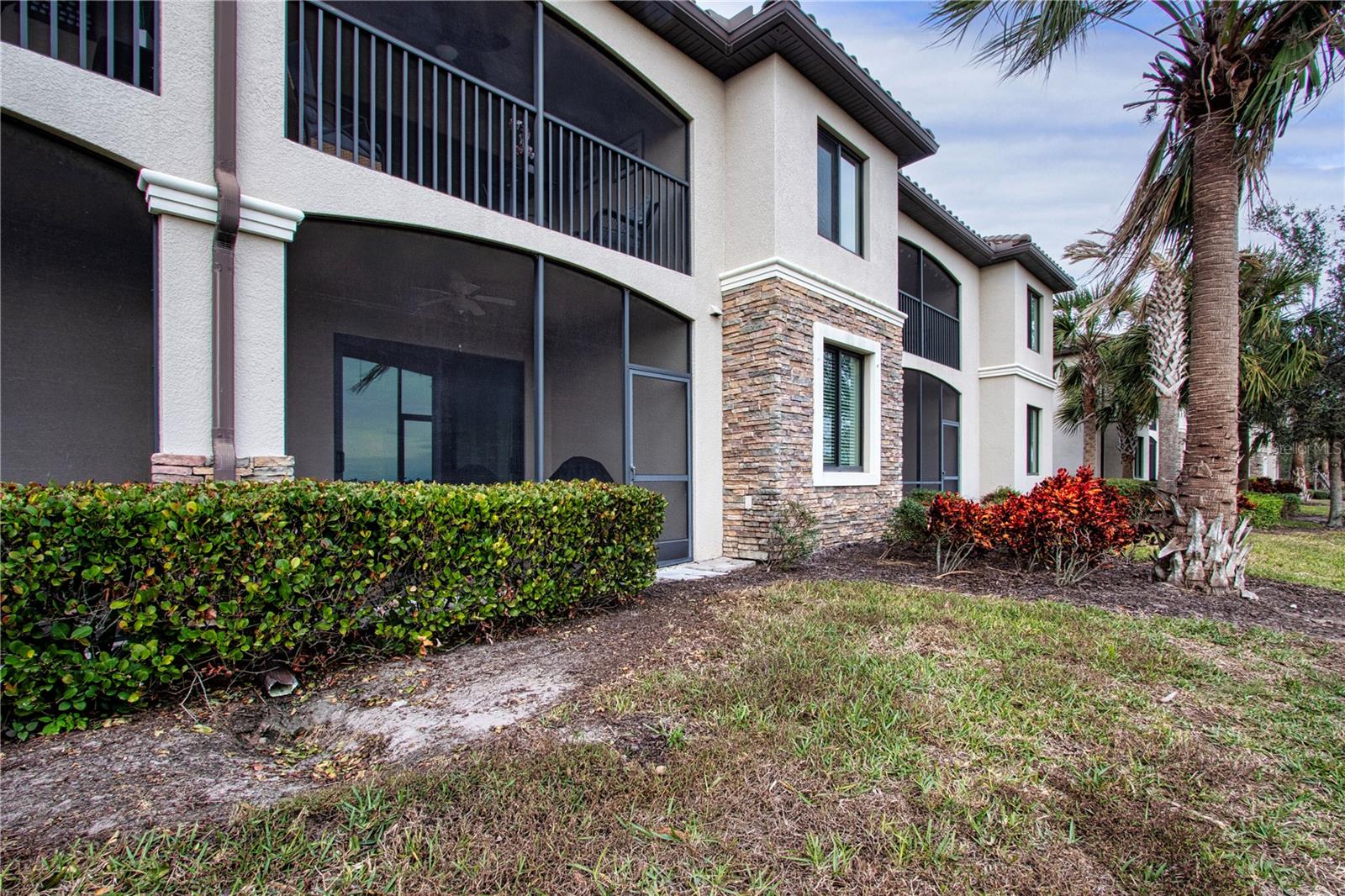 VERANDA I AT LAKEWOOD NATIONAL PH 4 - Residential Lease