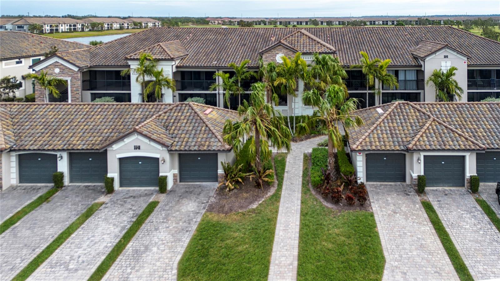 VERANDA I AT LAKEWOOD NATIONAL PH 4 - Residential Lease