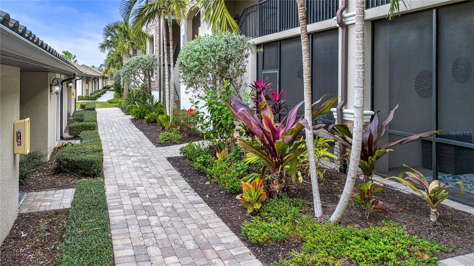 VERANDA I AT LAKEWOOD NATIONAL PH 4 - Residential Lease