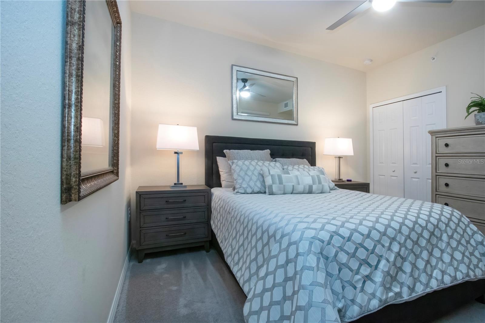 VERANDA I AT LAKEWOOD NATIONAL PH 4 - Residential Lease