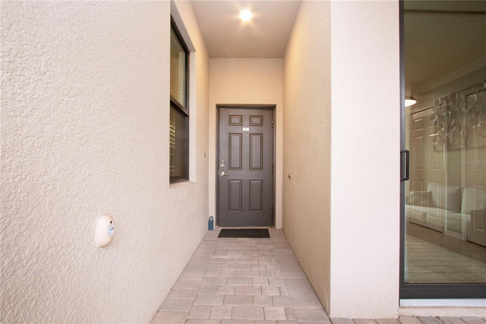 VERANDA I AT LAKEWOOD NATIONAL PH 4 - Residential Lease
