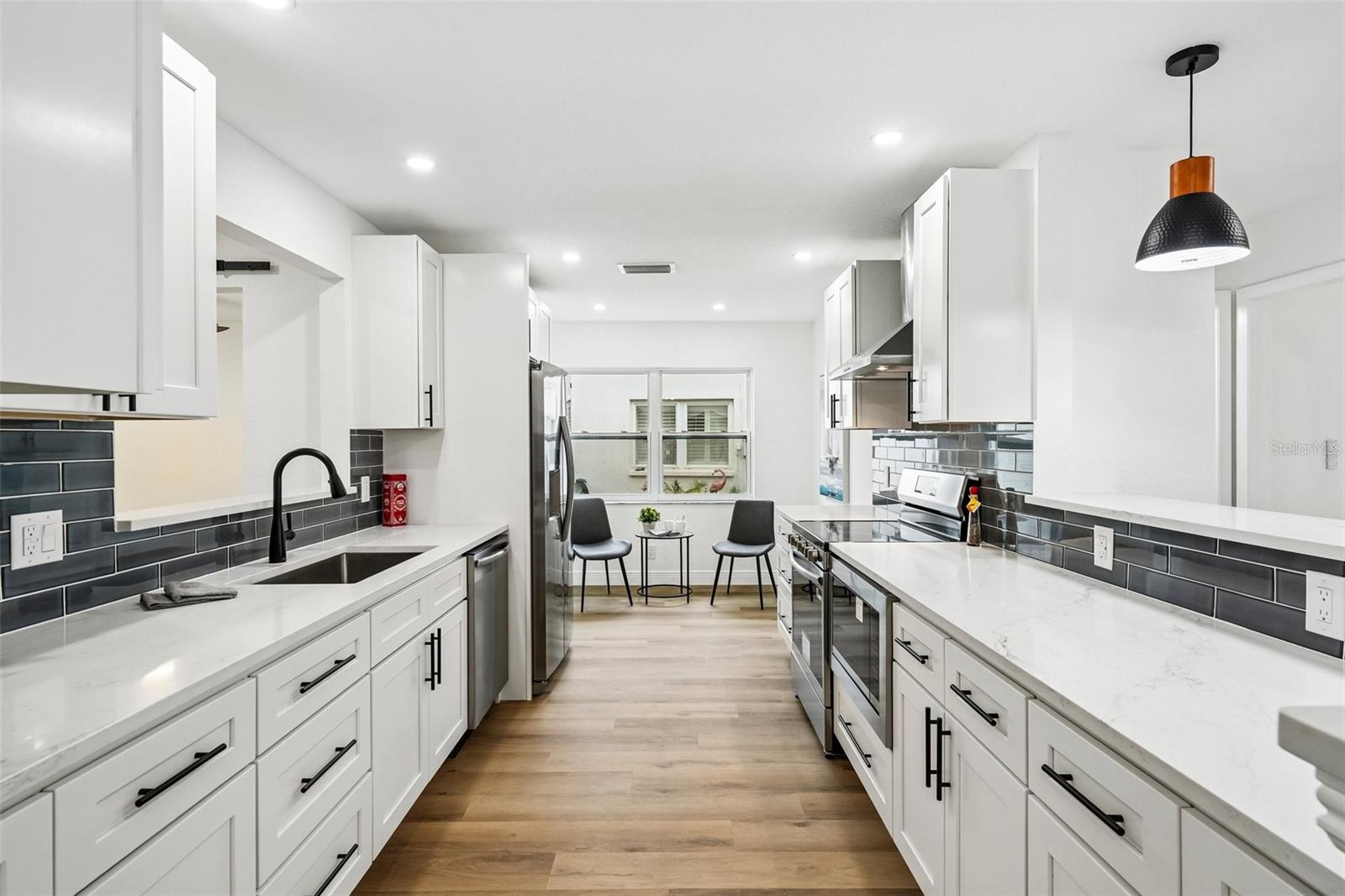 9124 39TH LANE N