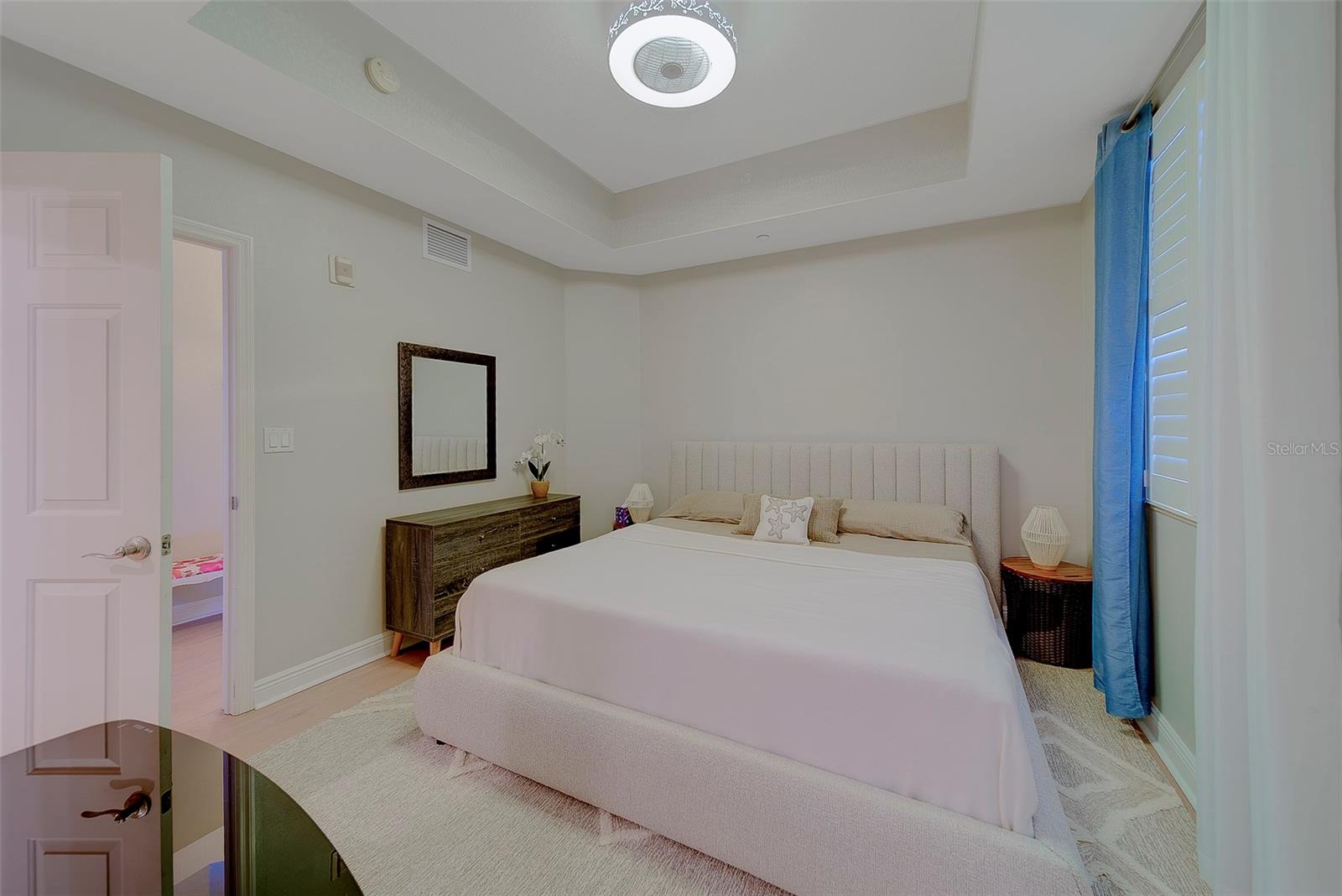 LAS BRISAS CONDO - Residential Lease