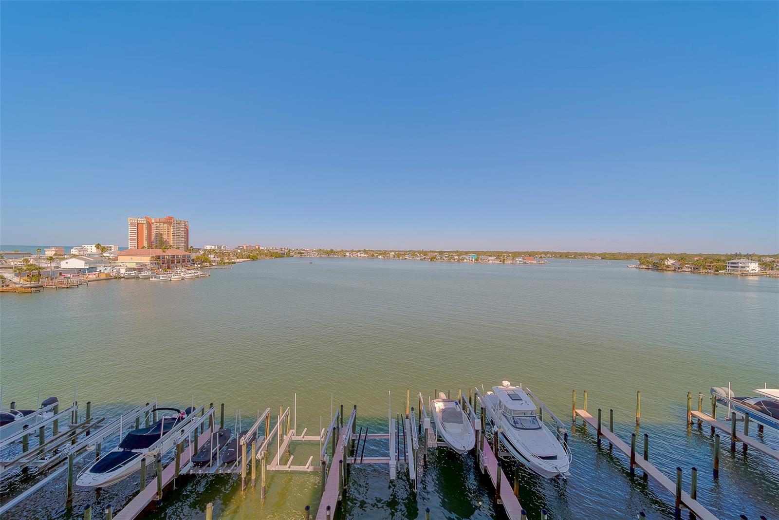 LAS BRISAS CONDO - Residential Lease