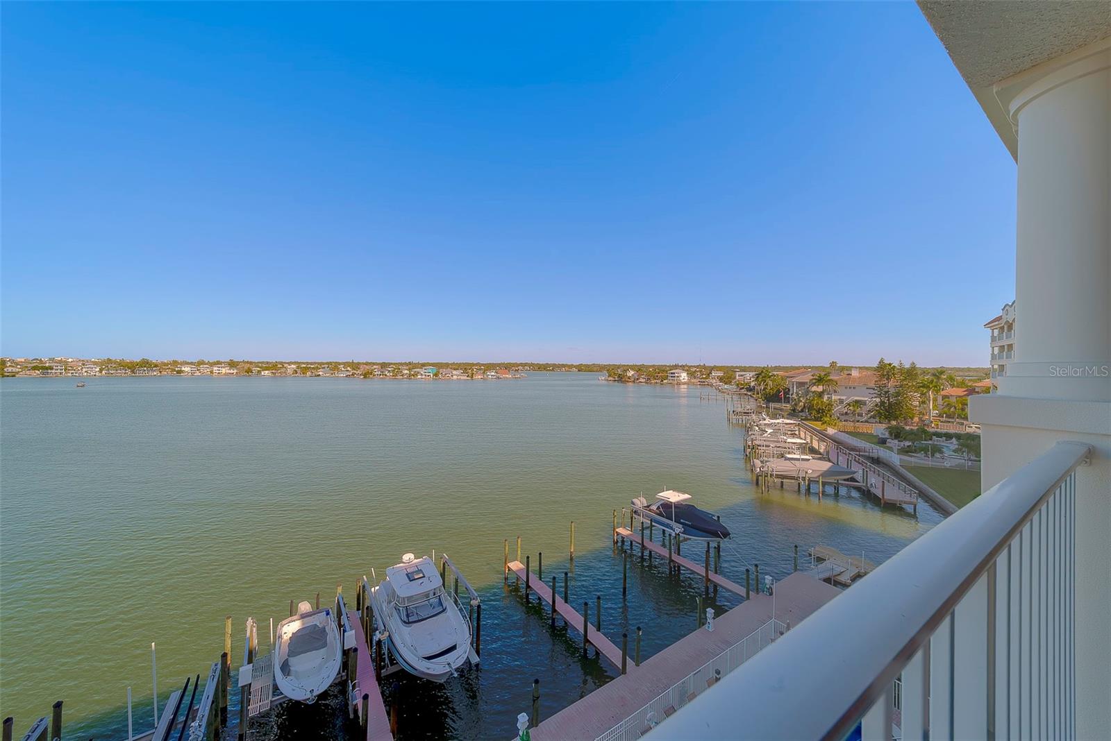 LAS BRISAS CONDO - Residential Lease