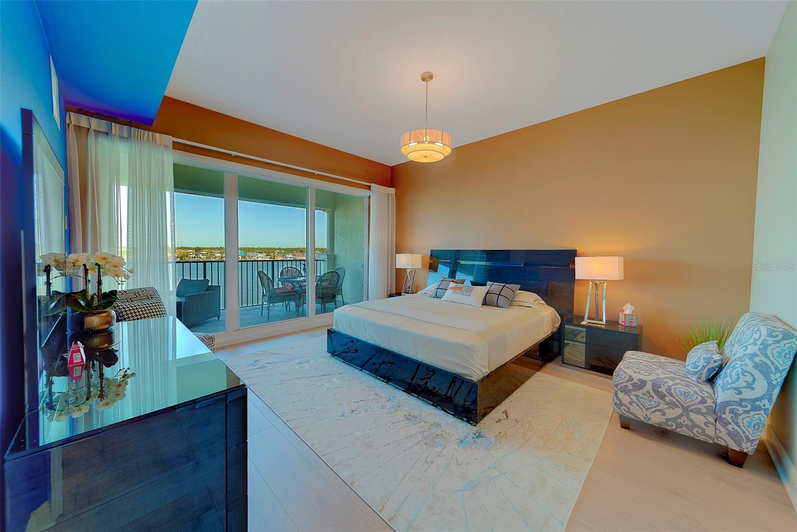 LAS BRISAS CONDO - Residential Lease