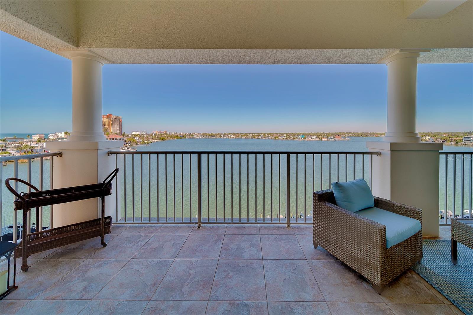 LAS BRISAS CONDO - Residential Lease