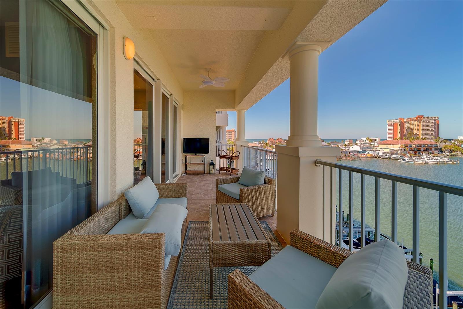 LAS BRISAS CONDO - Residential Lease