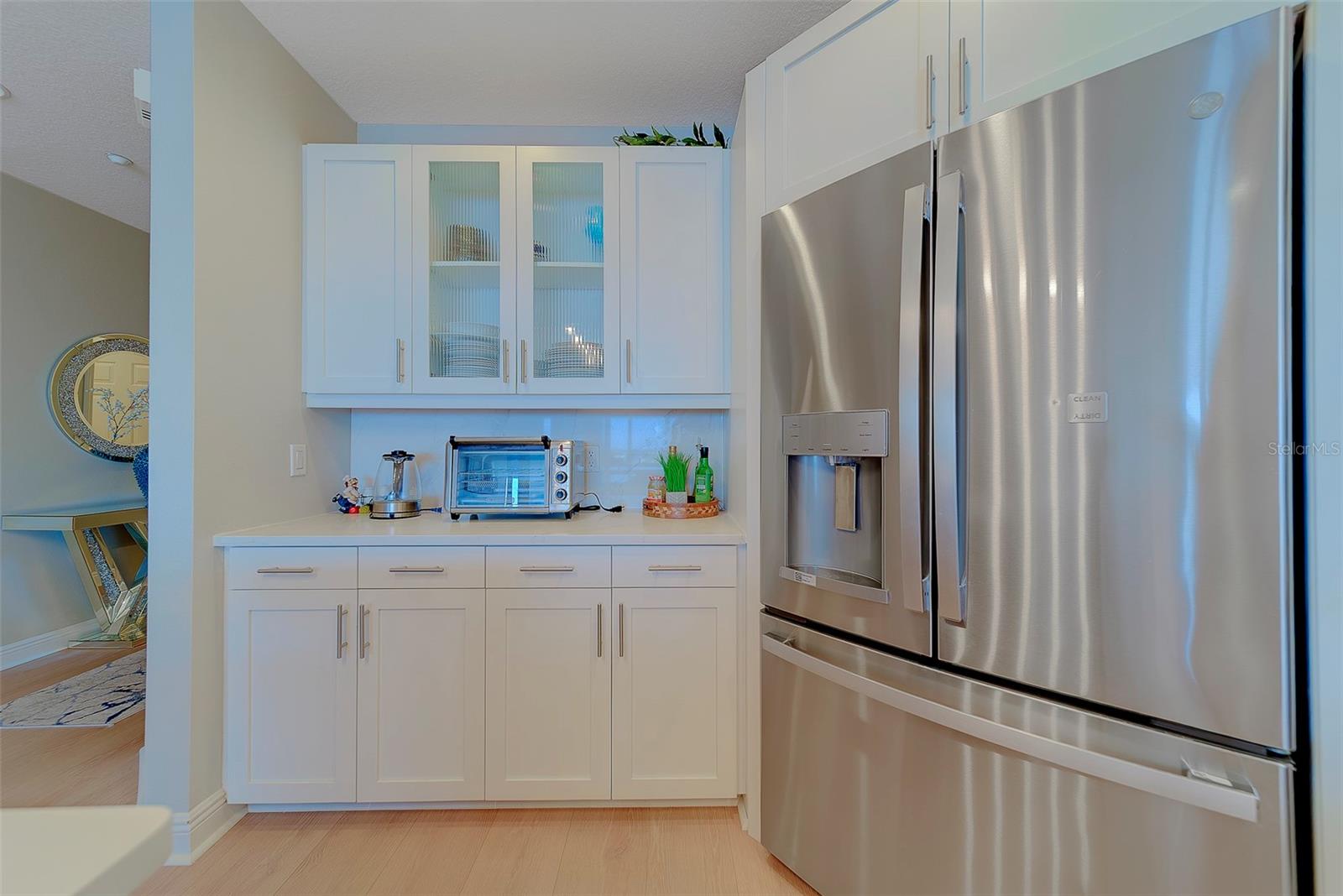 LAS BRISAS CONDO - Residential Lease