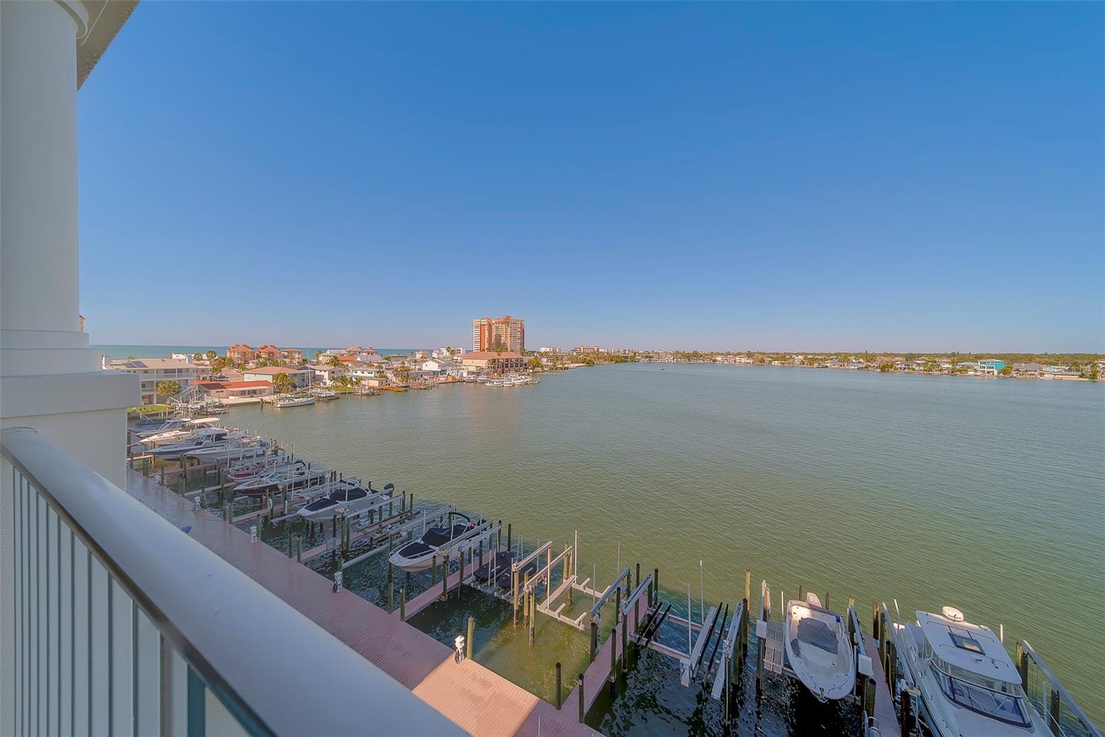 LAS BRISAS CONDO - Residential Lease