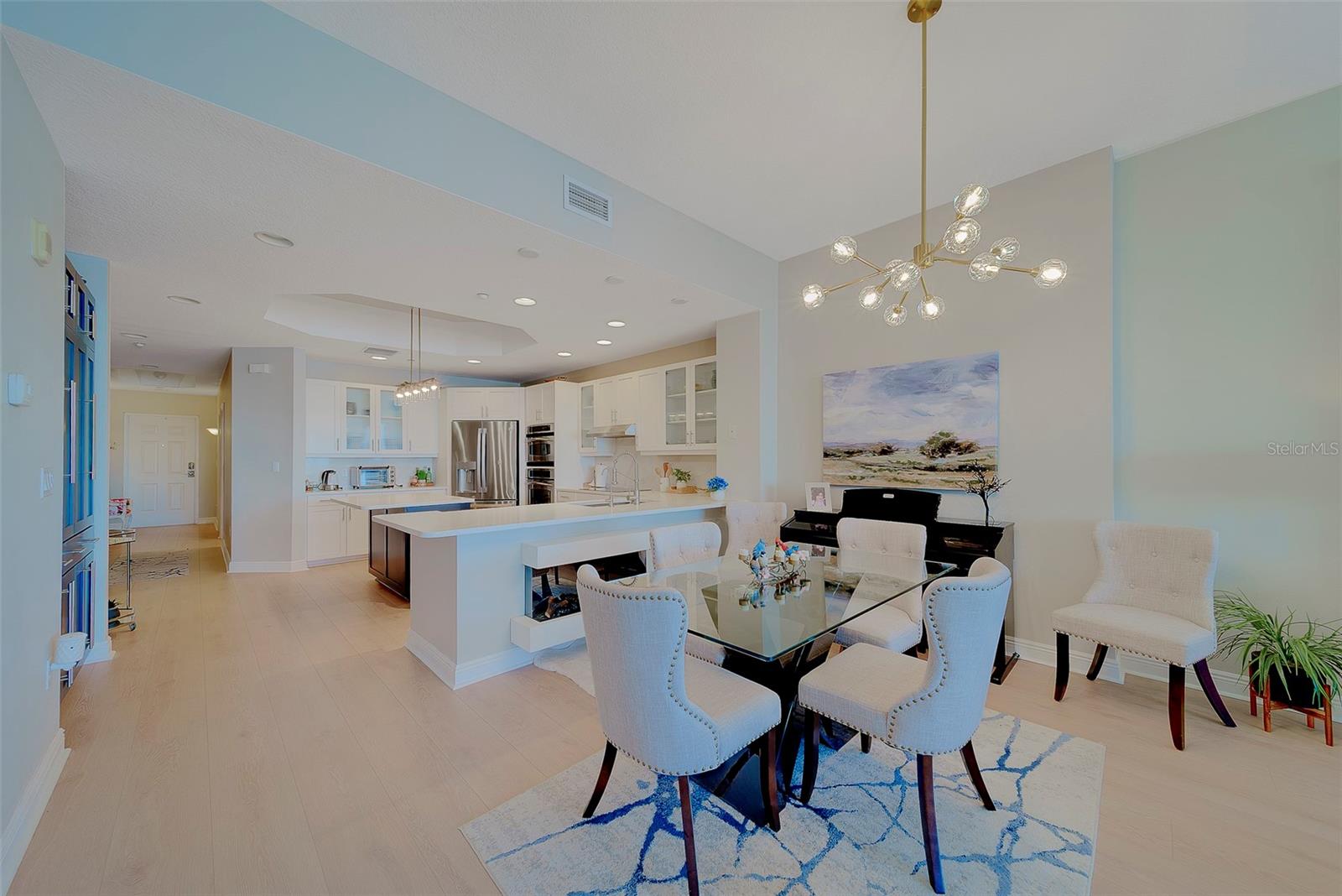 LAS BRISAS CONDO - Residential Lease