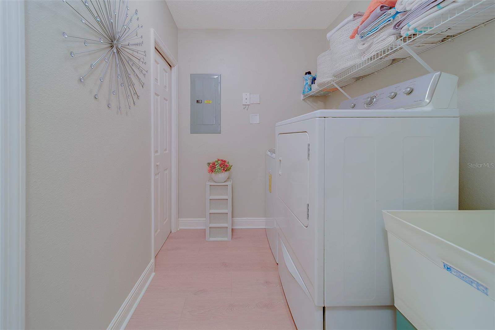 LAS BRISAS CONDO - Residential Lease