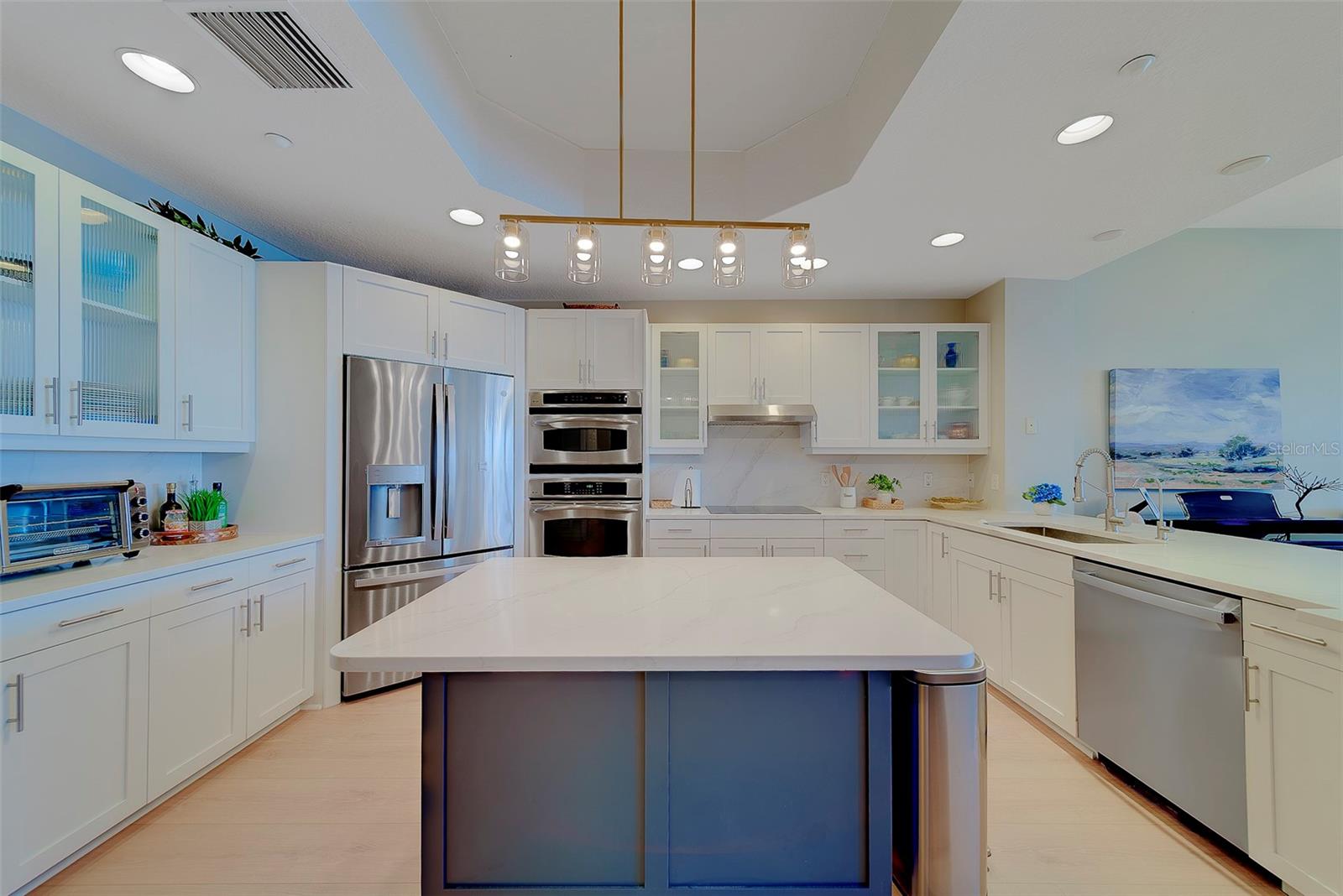 LAS BRISAS CONDO - Residential Lease