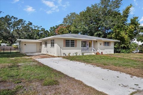 Photo of 706 33rd Street Court W, Bradenton, FL 34205 (MLS # A4589414)