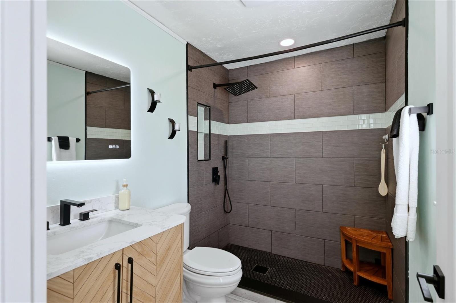 MAGNOLIA MANOR UNREC - Residential