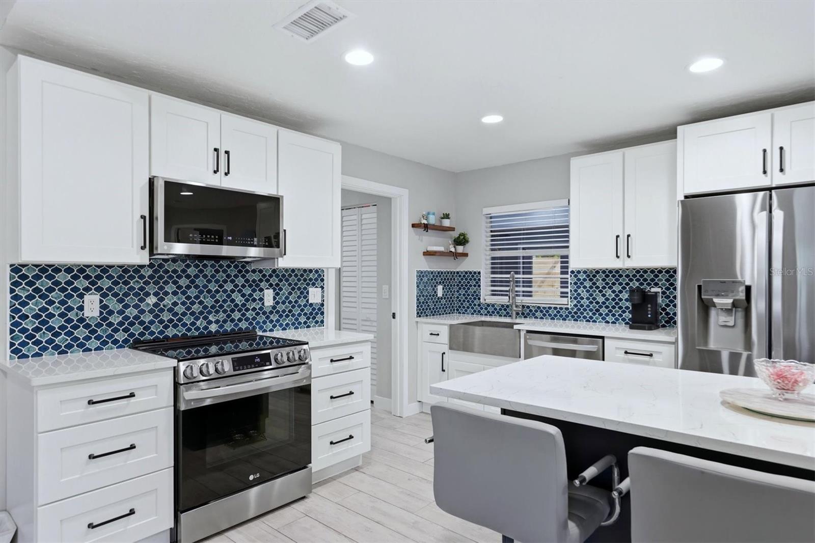 MAGNOLIA MANOR UNREC - Residential