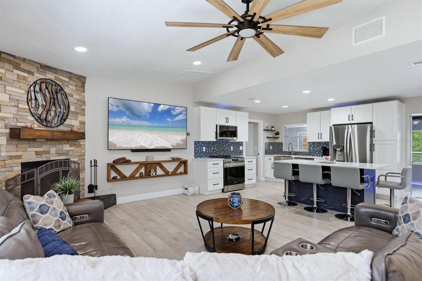 MAGNOLIA MANOR UNREC - Residential