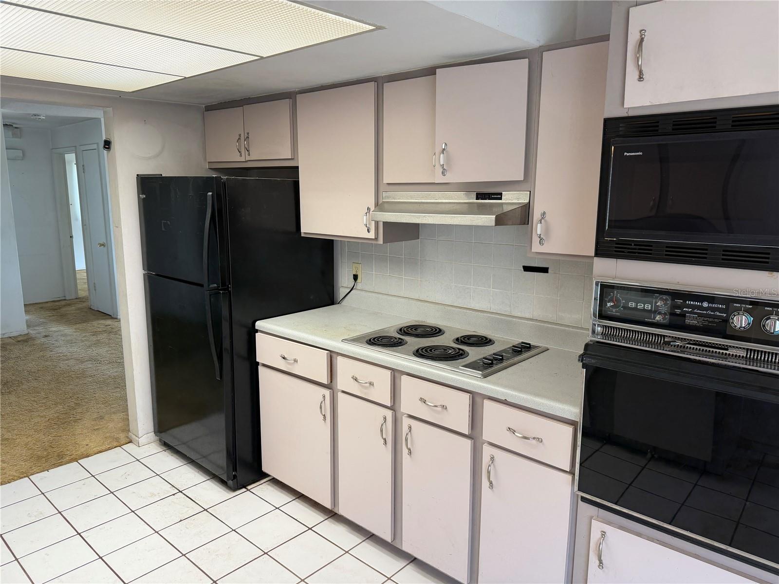 ROSERY GROVE VILLA 3RD ADD - Residential