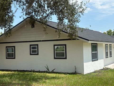 Tiny photo for 473 Lake Road, Ocala, FL 34472 (MLS # A4698527)