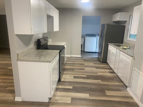 Tiny photo for 473 Lake Road, Ocala, FL 34472 (MLS # A4698527)