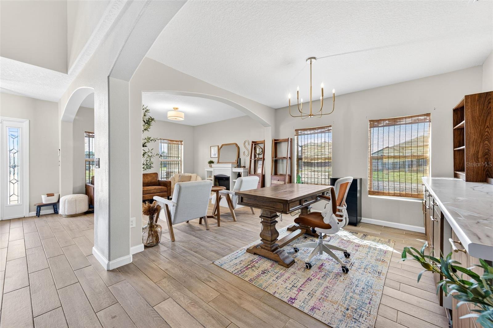 SAWGRASS LAKES PH FIVE - Residential
