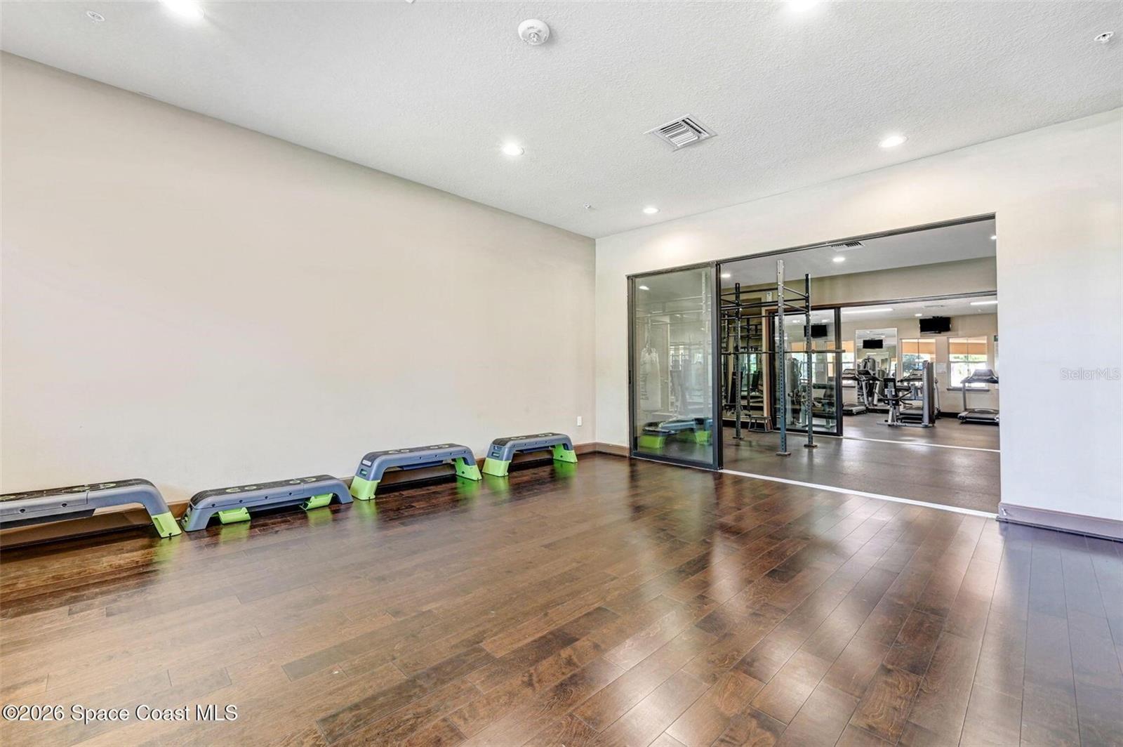SAWGRASS LAKES PH FIVE - Residential