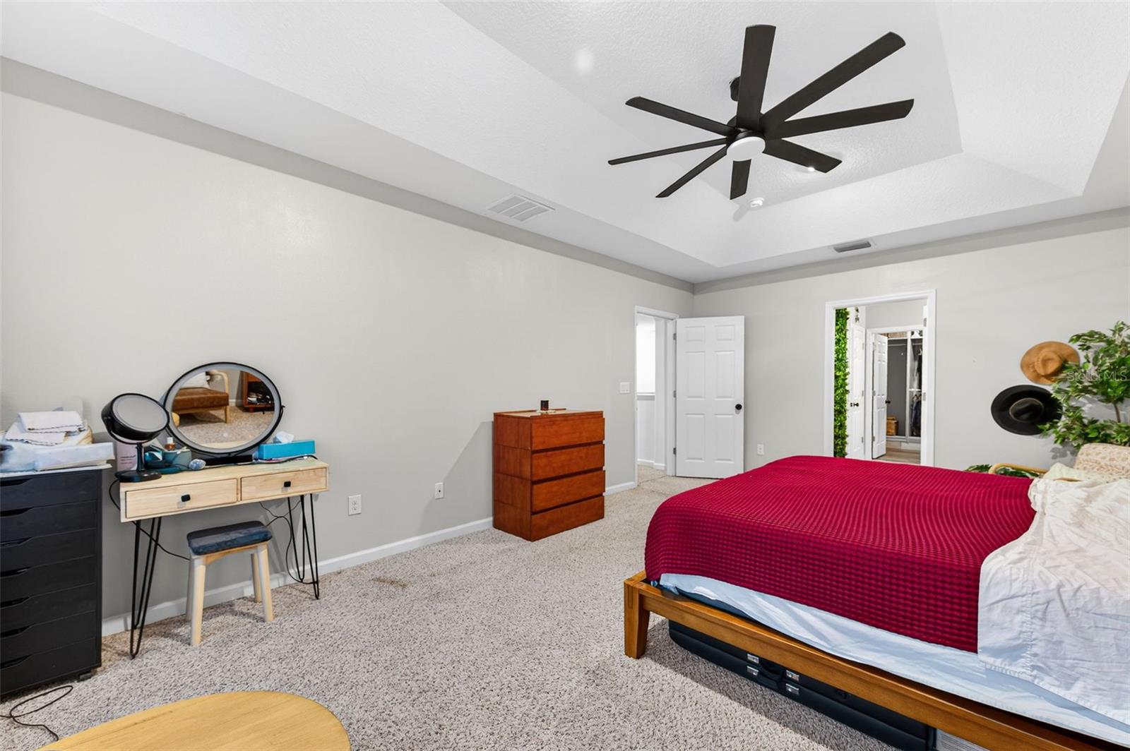 SAWGRASS LAKES PH FIVE - Residential