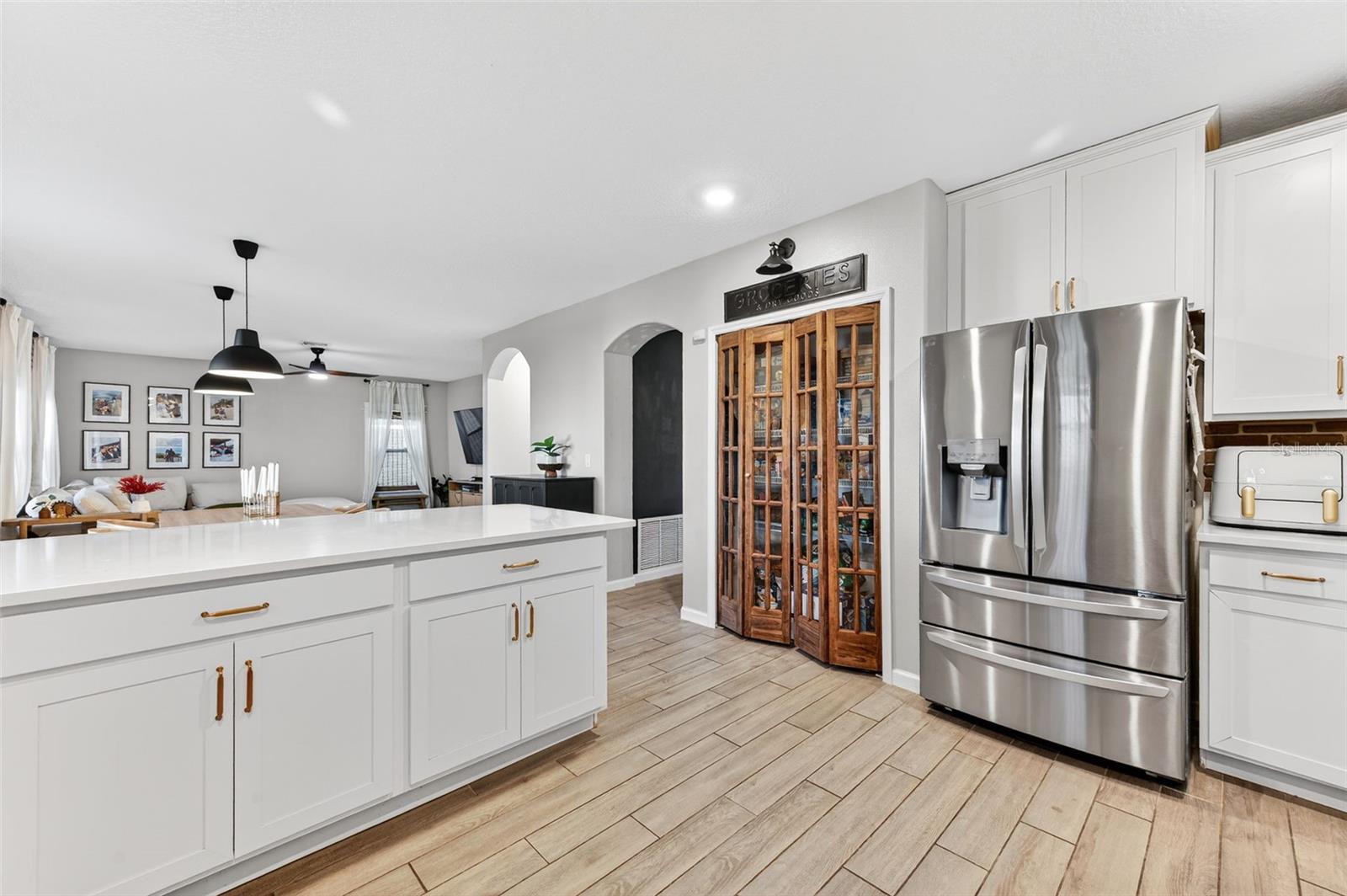 SAWGRASS LAKES PH FIVE - Residential