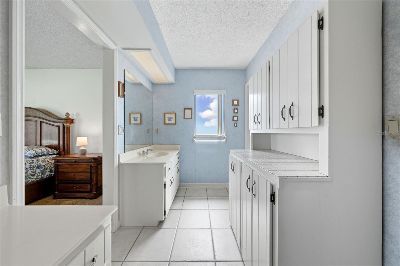 ERROL HILLS VILLAGE - Residential