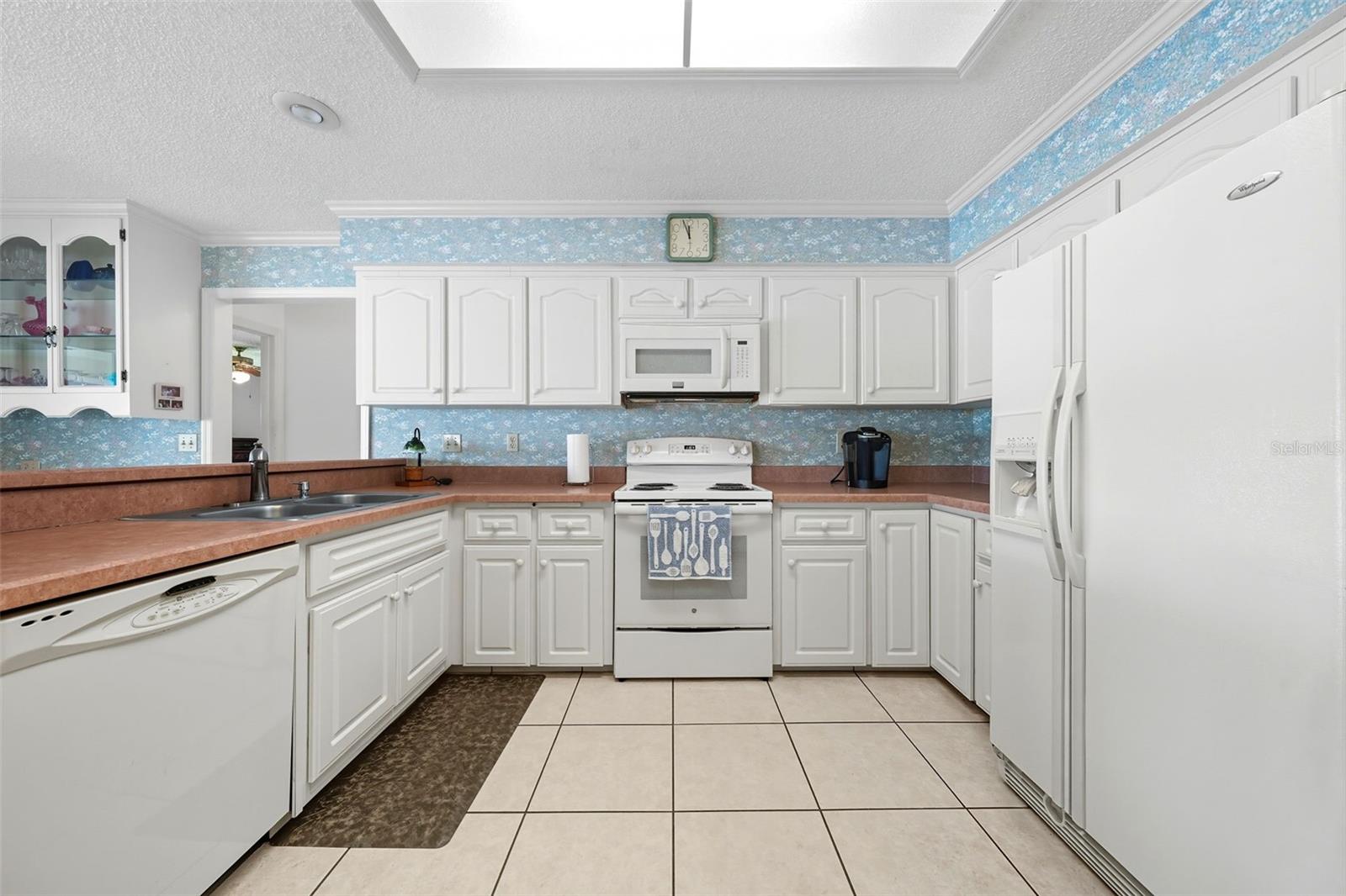 ERROL HILLS VILLAGE - Residential