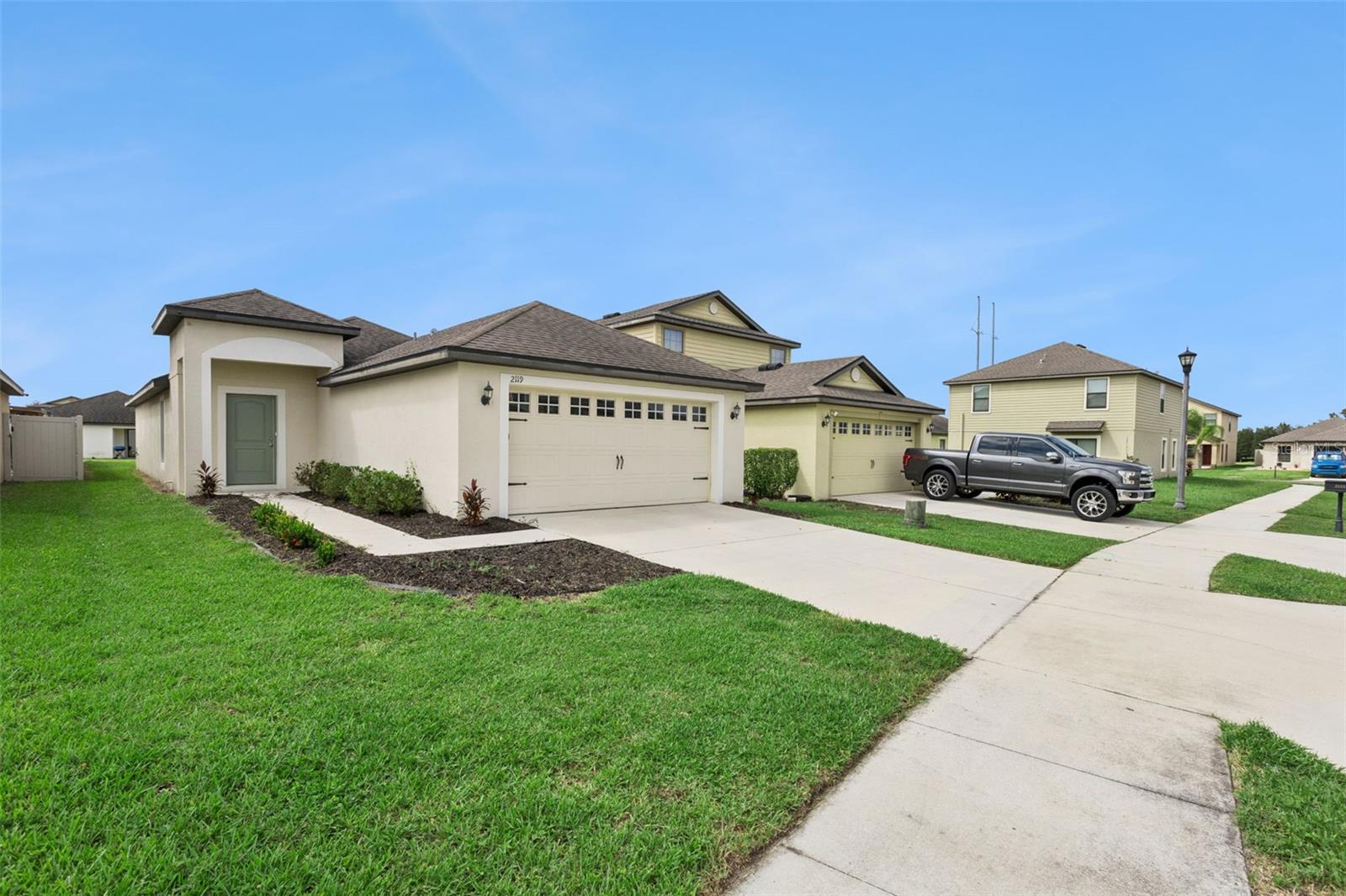 2119 PEYTO WAY