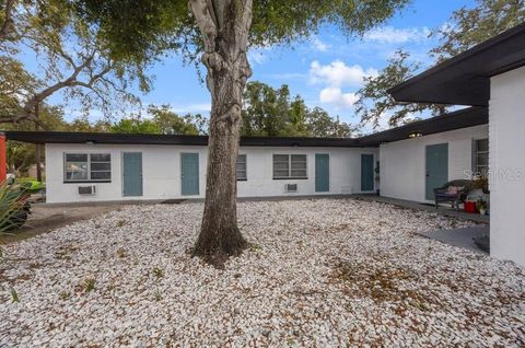 Photo of 715 16th Avenue NW, Largo, FL 33770 (MLS # TB8434471)