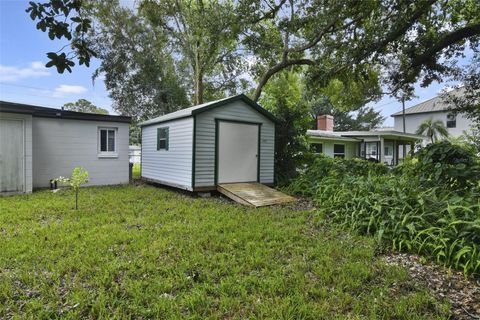 A home in WINTER PARK