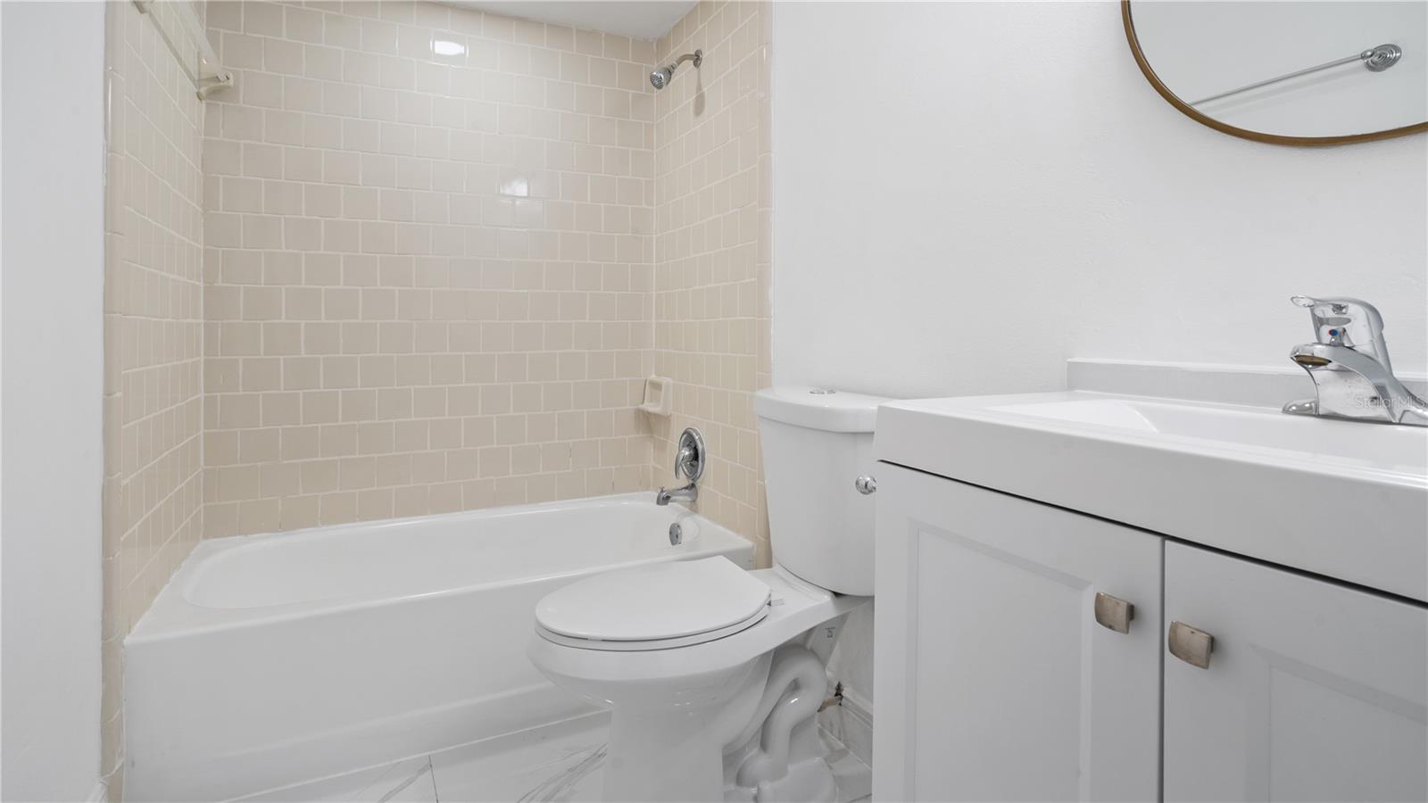DOVER CIRCLE - Residential