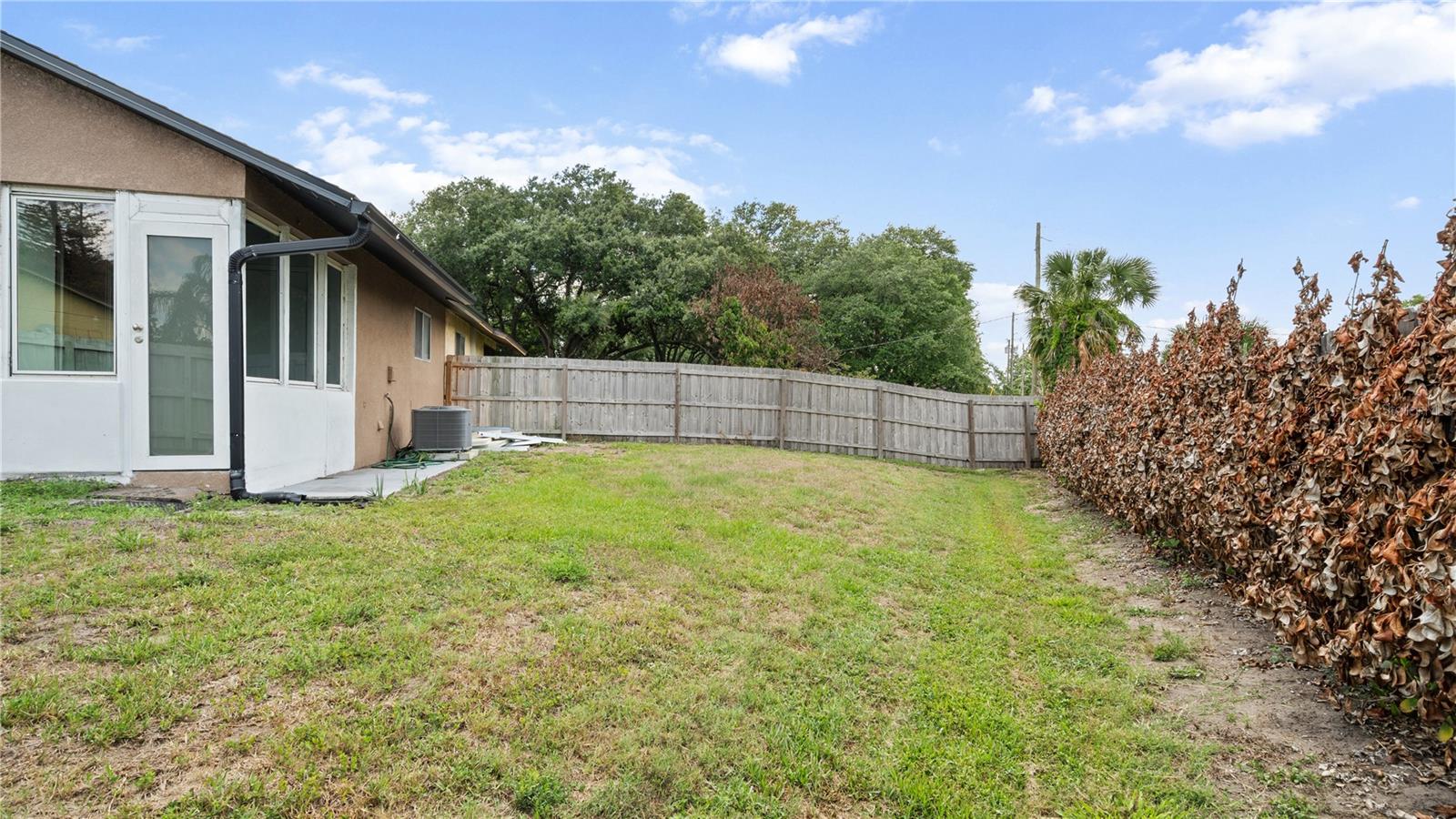 DOVER CIRCLE - Residential