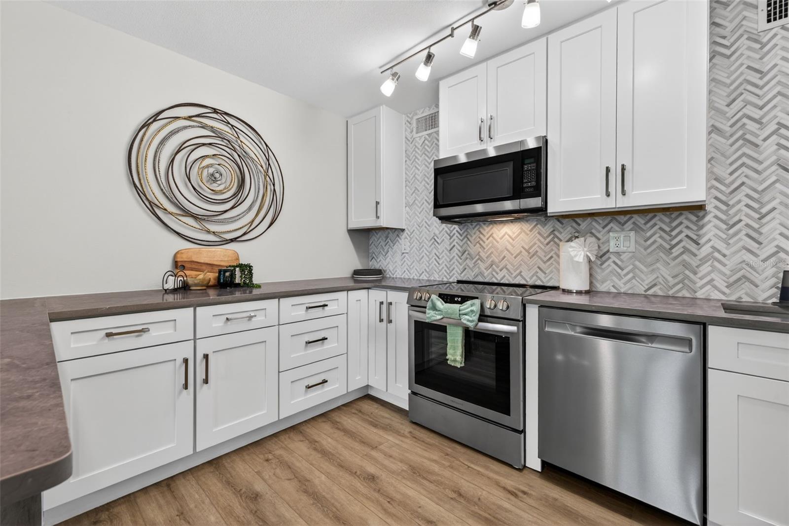 BELLEVIEW BILTMORE VILLAS BAYSHORE I - Residential