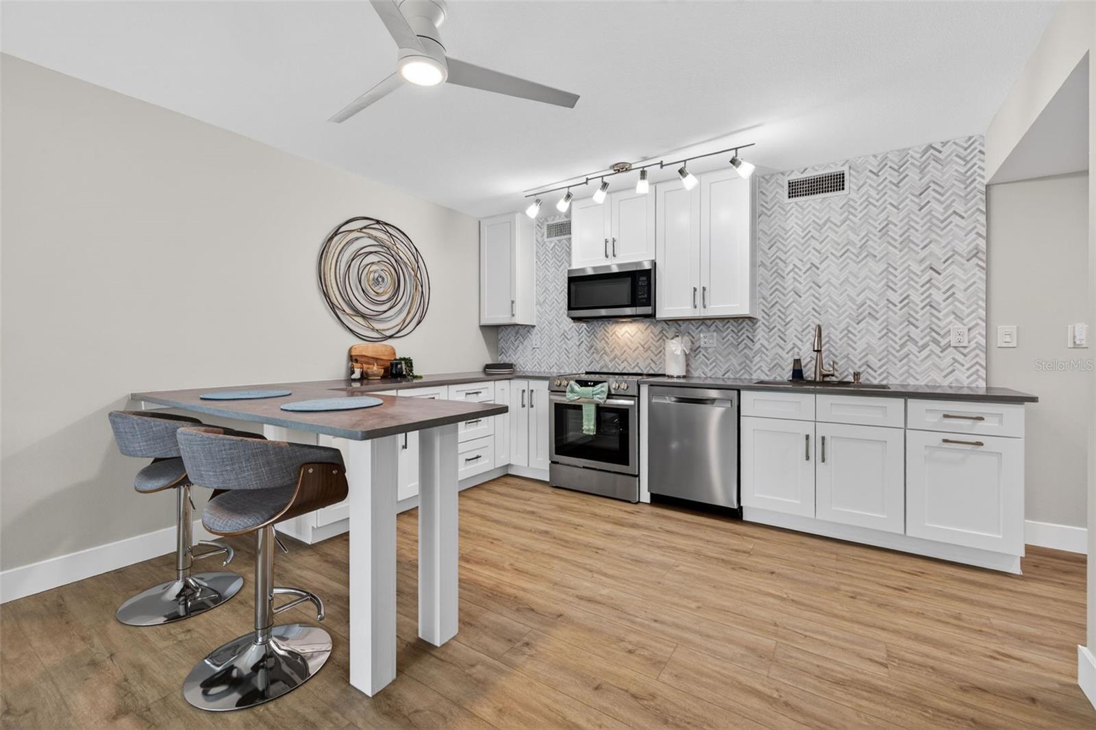 BELLEVIEW BILTMORE VILLAS BAYSHORE I - Residential
