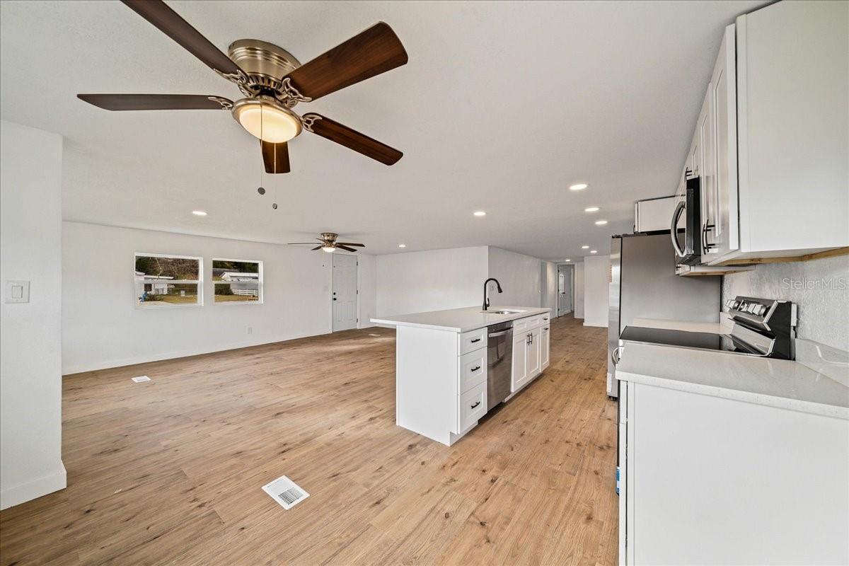 SUNLIGHT ACRES FIRST ADDITION - Residential