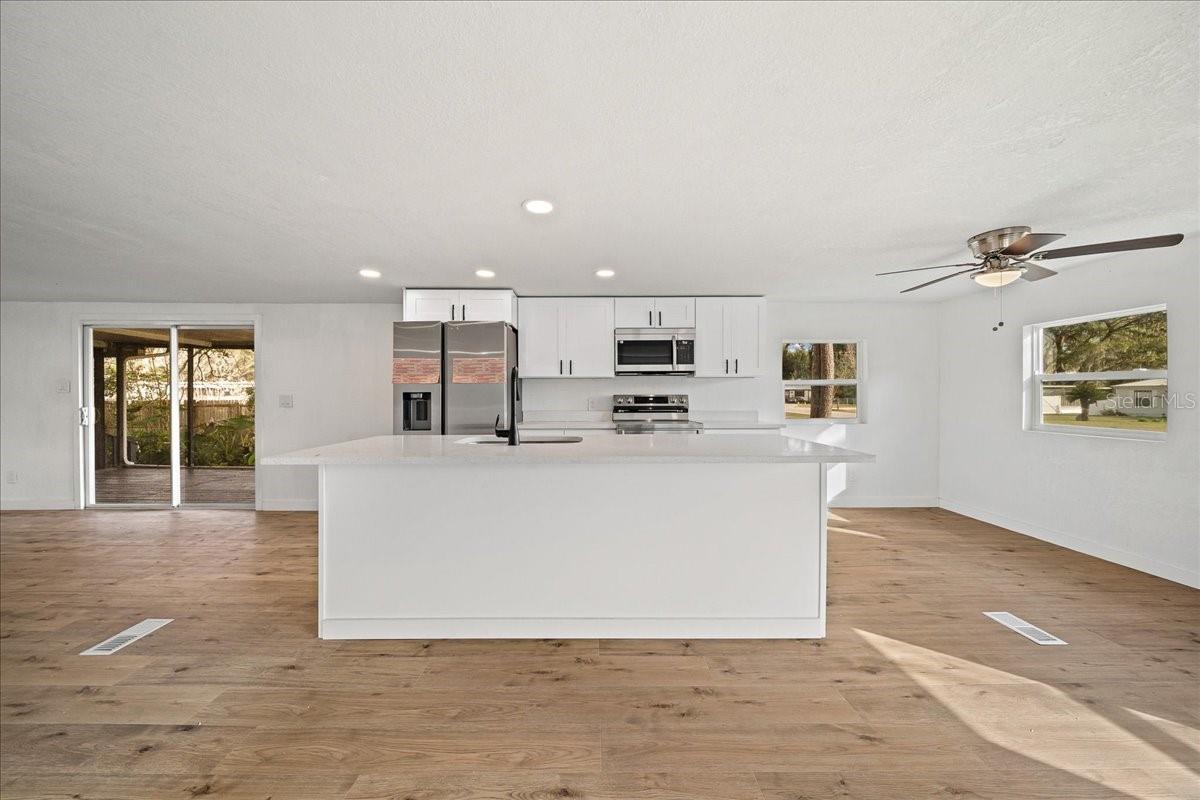 SUNLIGHT ACRES FIRST ADDITION - Residential