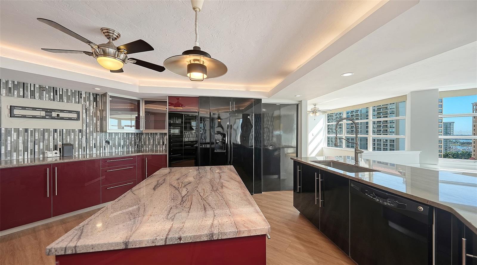 CONDO ON THE BAY - Residential