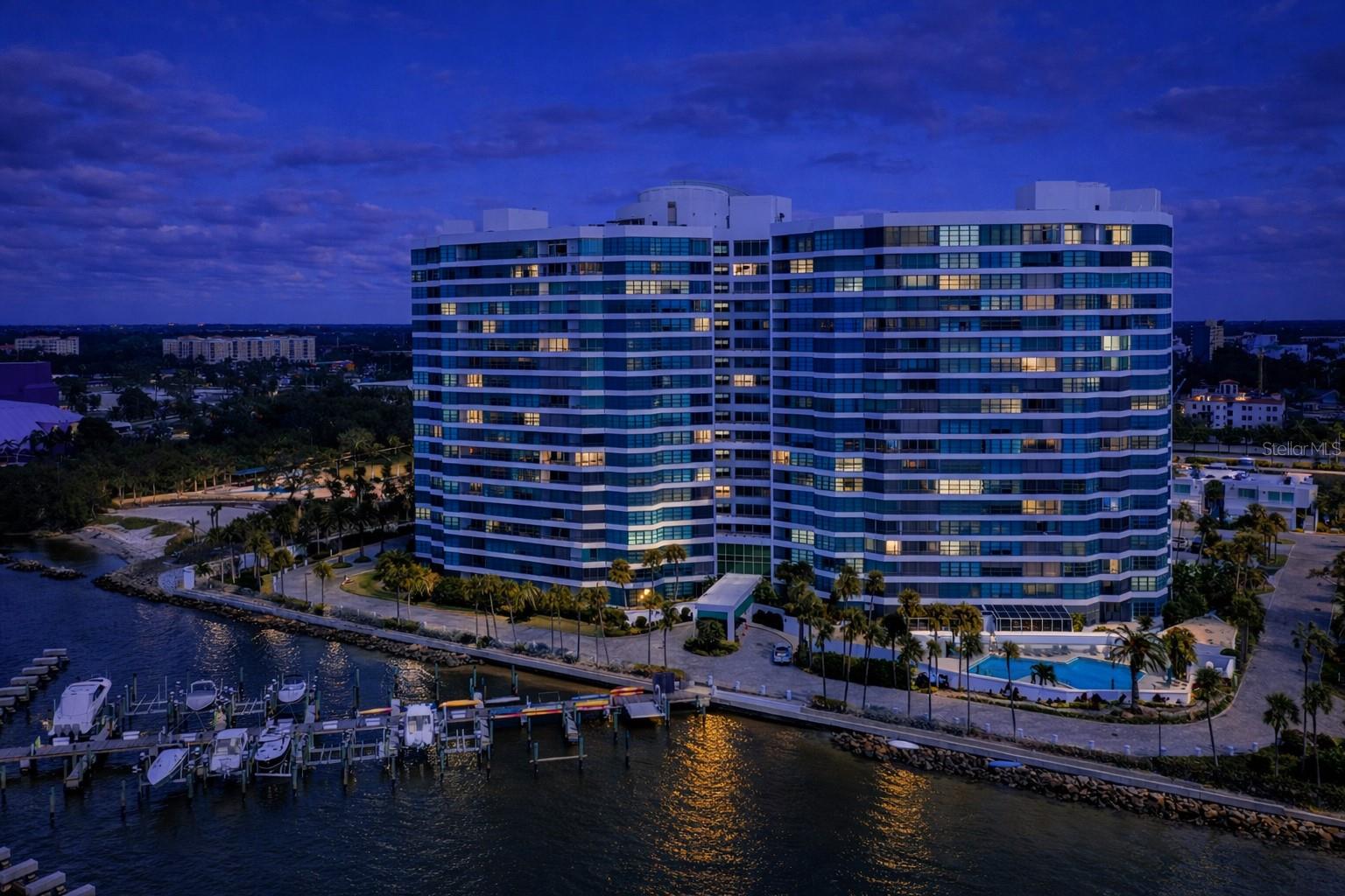 CONDO ON THE BAY - Residential