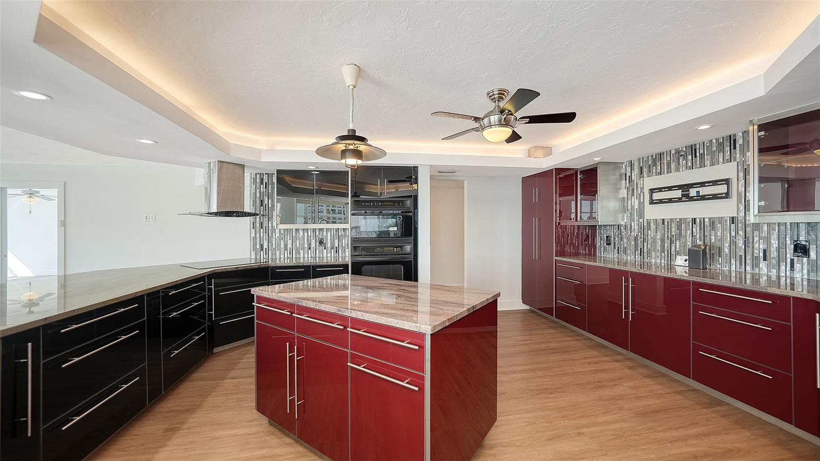 CONDO ON THE BAY - Residential