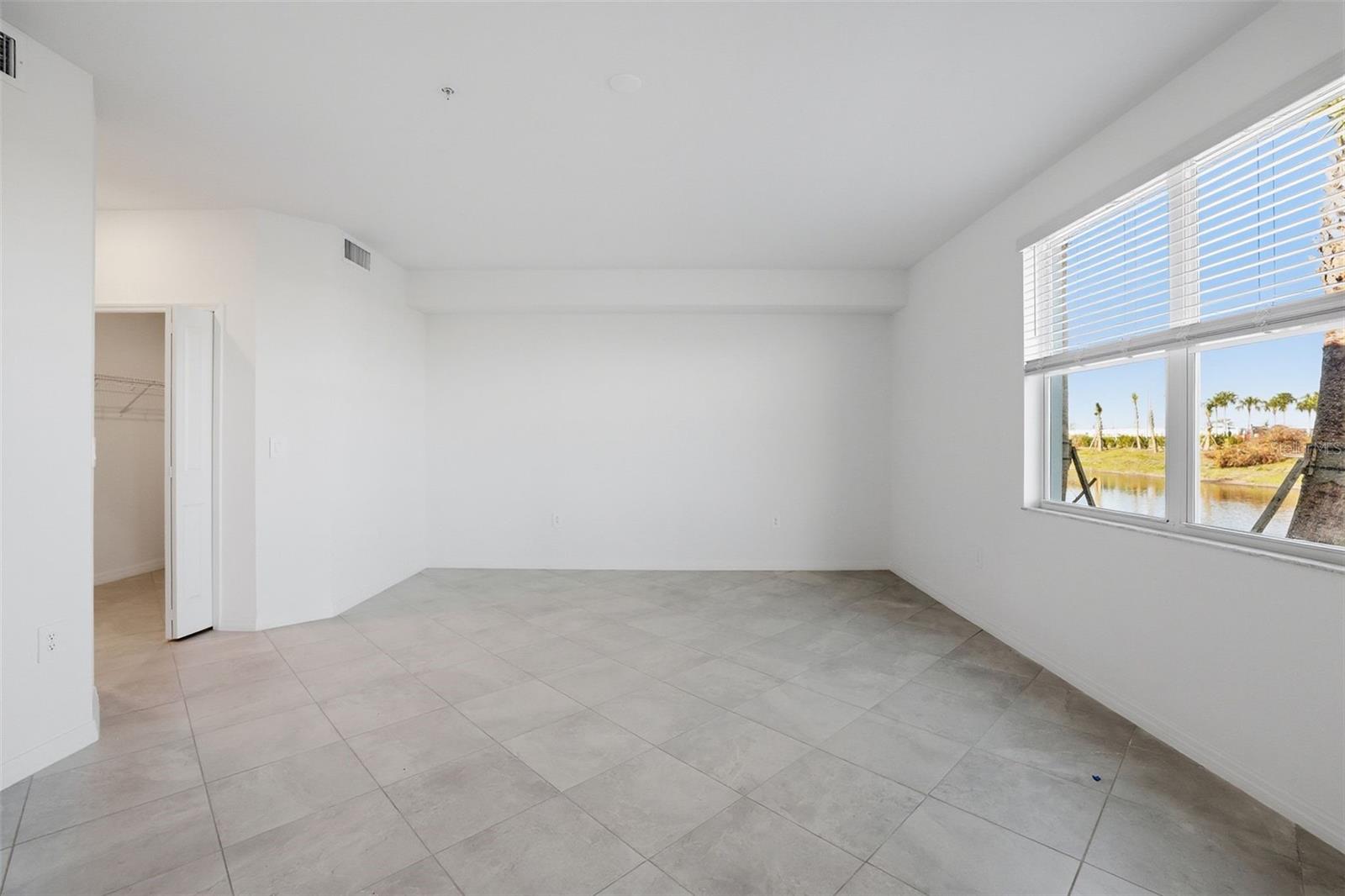 CALUSA COUNTRY CLUB - Residential