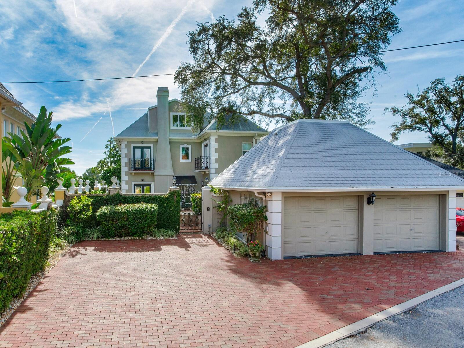 WEST HYDE PARK - Residential