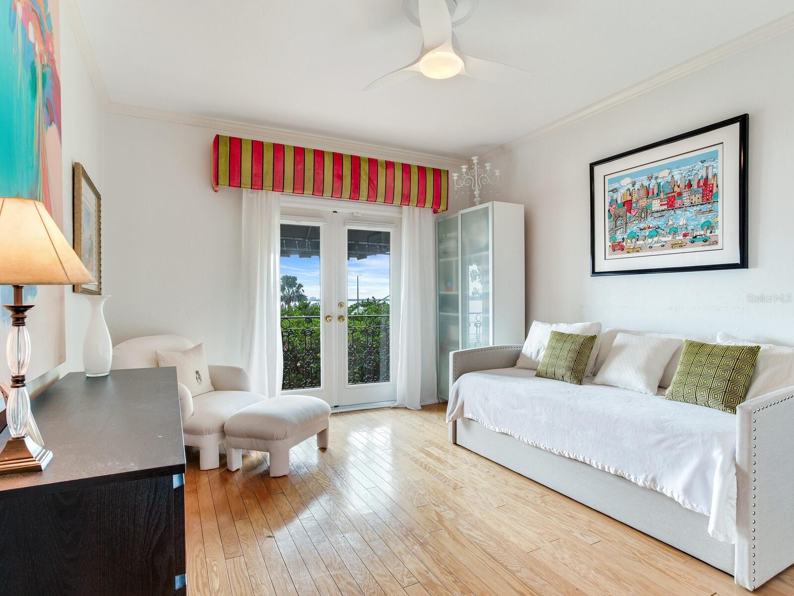 WEST HYDE PARK - Residential